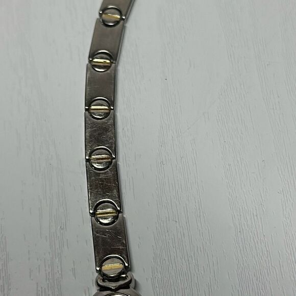 Vintage CHIC Ladies Gold Silver Stainless Steel Watch CH312 LOOK - Picture 11 of 11